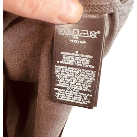 Yeezy Gap Engineered by Balenciaga  Logo Long Sleeve Tee Shirt - Picture 10 of 11